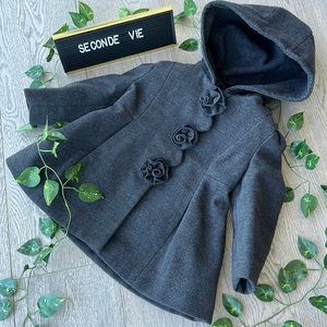Rothschild Tailored grey coat with rose detail